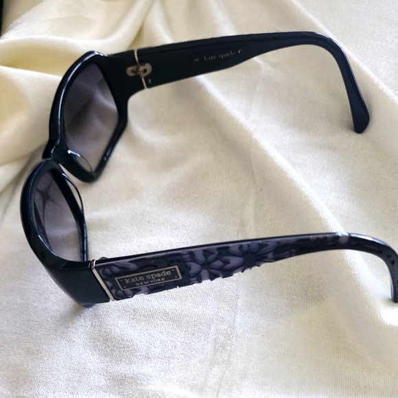 Kate Spade Vintage Black Fredas Sunglasses - Picture 2 of 5